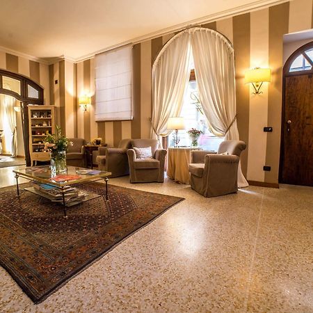 Bed and Breakfast Palazzo Finati Alba  Exteriér fotografie