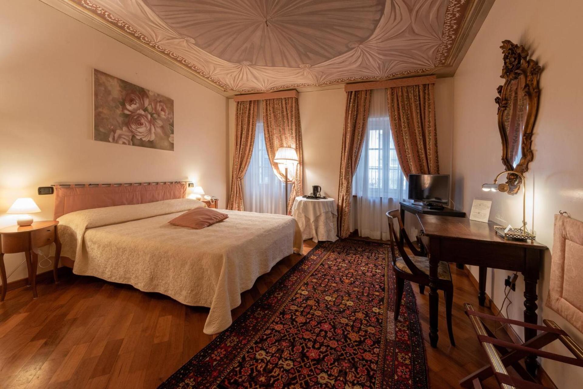 Bed and Breakfast Palazzo Finati Alba  Exteriér fotografie