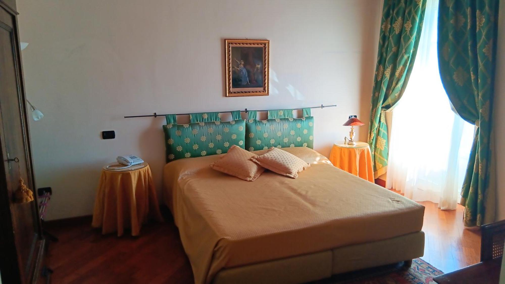 Bed and Breakfast Palazzo Finati Alba  Exteriér fotografie