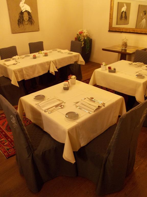 Bed and Breakfast Palazzo Finati Alba  Exteriér fotografie