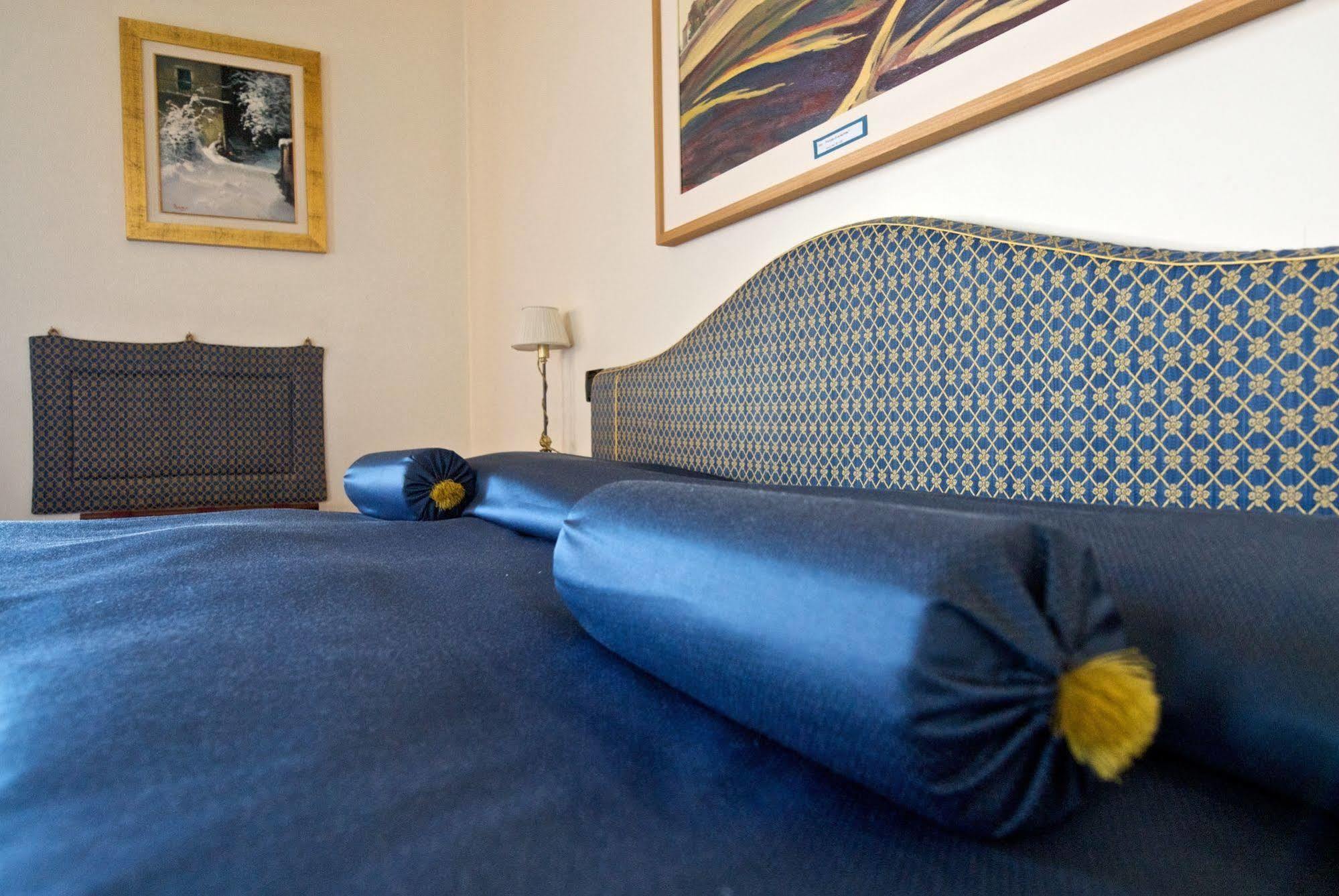 Bed and Breakfast Palazzo Finati Alba  Exteriér fotografie